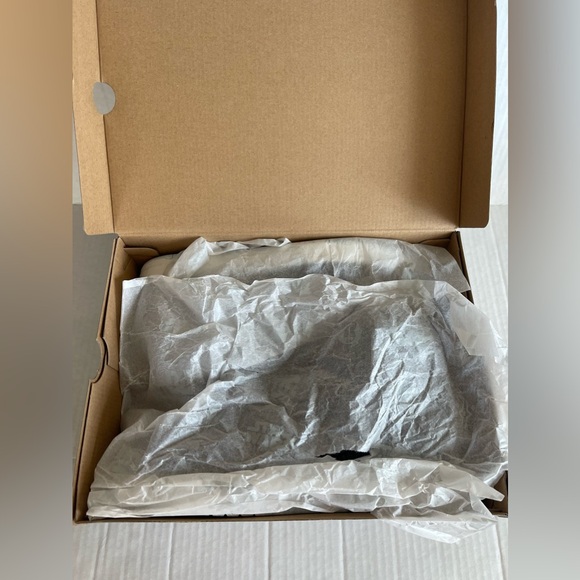 NWT Star Wars Ahsoka Tano Sneakers DC Shoes Men’s 8/Women’s 9.5 Mandalorian - Picture 2 of 16